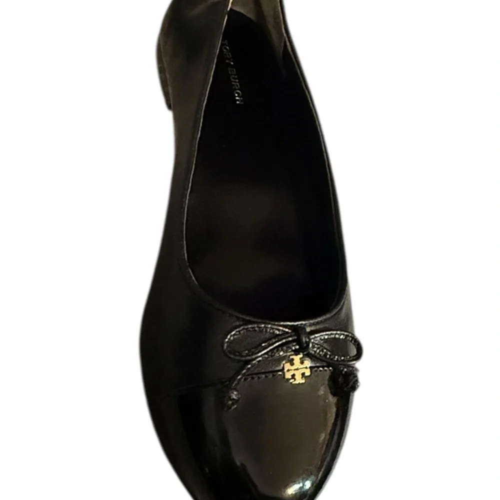Tory Burch Glossy Black Flats with Bow Detail 9M